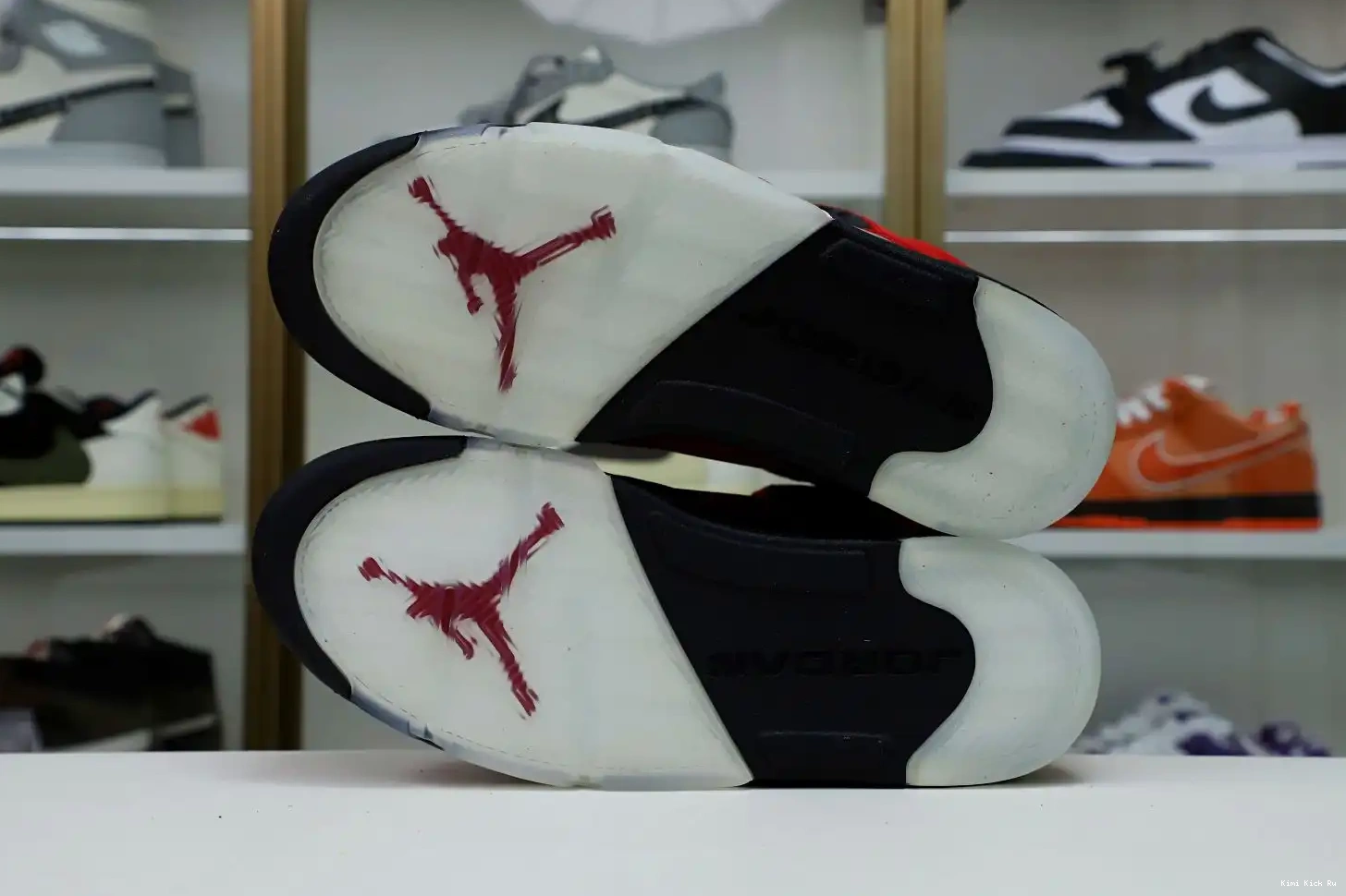 Kimikick RETRO BULL AIR JORDAN 5 SUEDE RED RAGING 0720